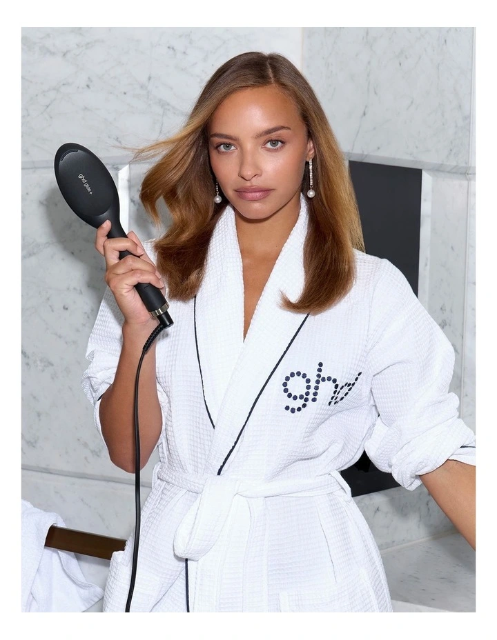 Glide  Smoothing Hot Brush image 7