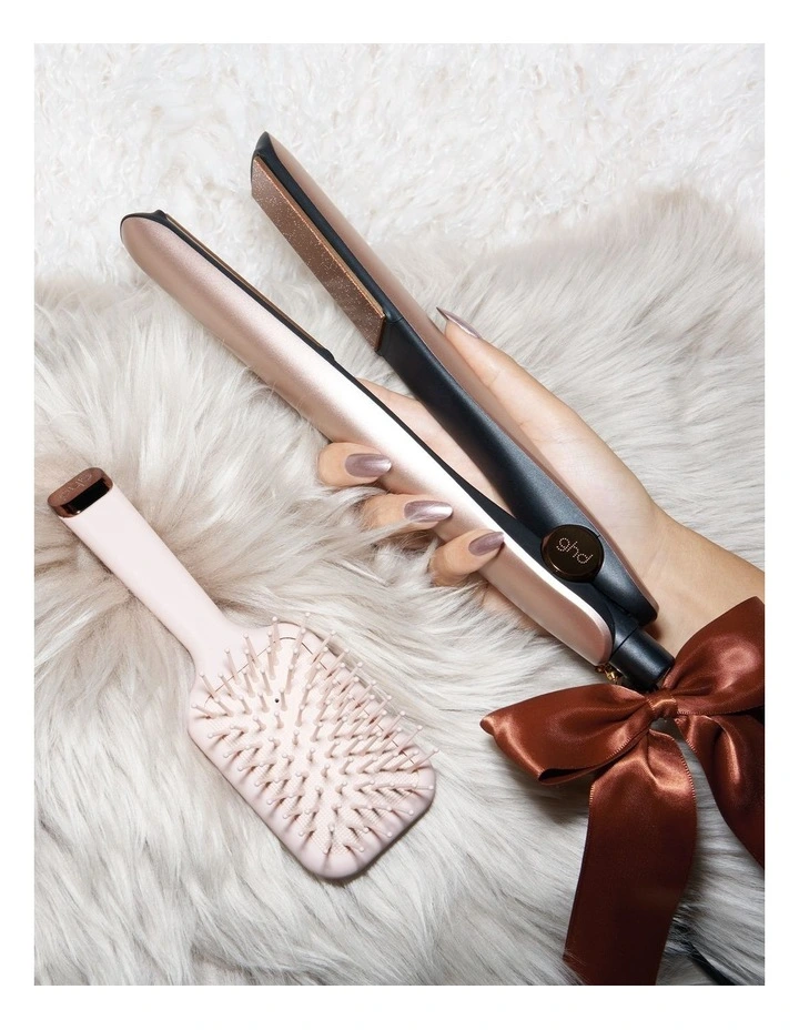 Gold Hair Straightener Gift Set In Cashmere Beige image 7