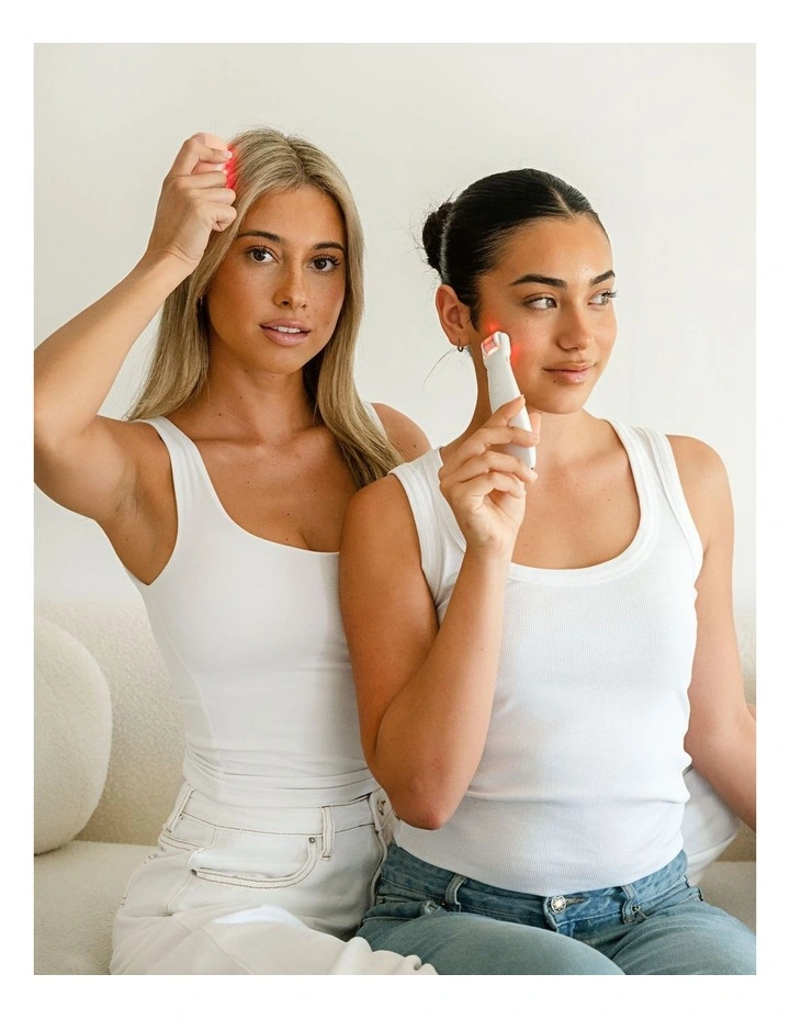 LED Scalp Massager image 7