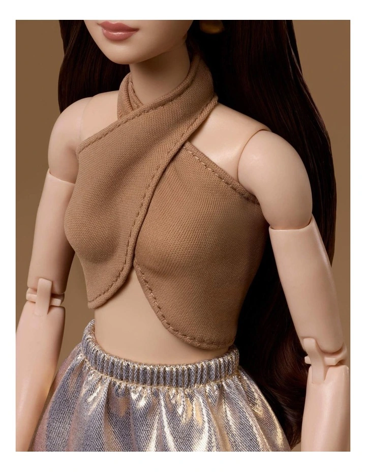 Basics Model 06 Doll image 4