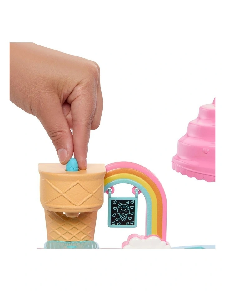 Barbie Club Chelsea Ice Cream Shop Playset with Chelsea Doll, 2 Dough Colors, and Accessories image 2
