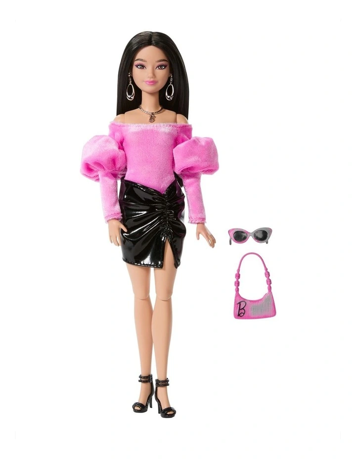 Barbie Deluxe Style Doll #13 in Pink Barbiecore Top with Glossy Mini Skirt and Black Hair image 2