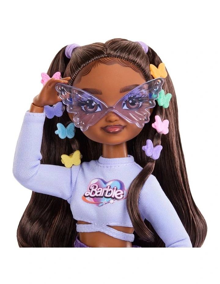 Barbie Dream Besties Weekend Getaway Brooklyn Fashion Doll with 7 Travel Themed Accessories image 2