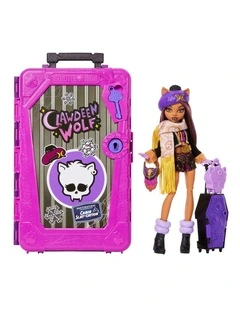 Monster High Skulltimate Secrets Cabin Slay-cation Playset, Clawdeen Wolf Doll and Accessories