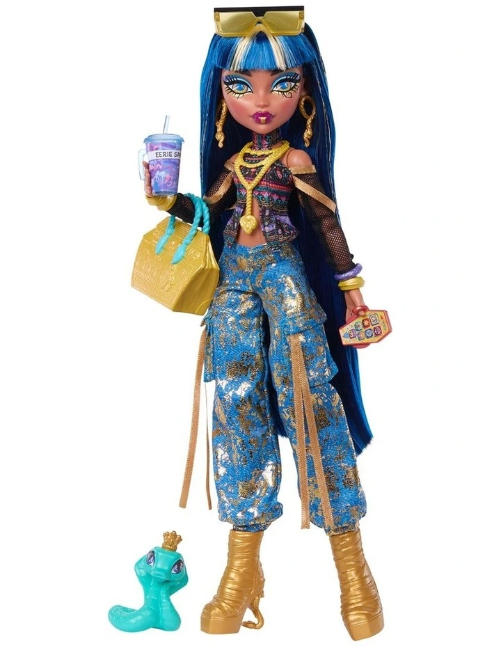Monster High Cleo De Nile Fashion Doll in Cargo Pants with Pet Hissette and 7 Accessories image 2