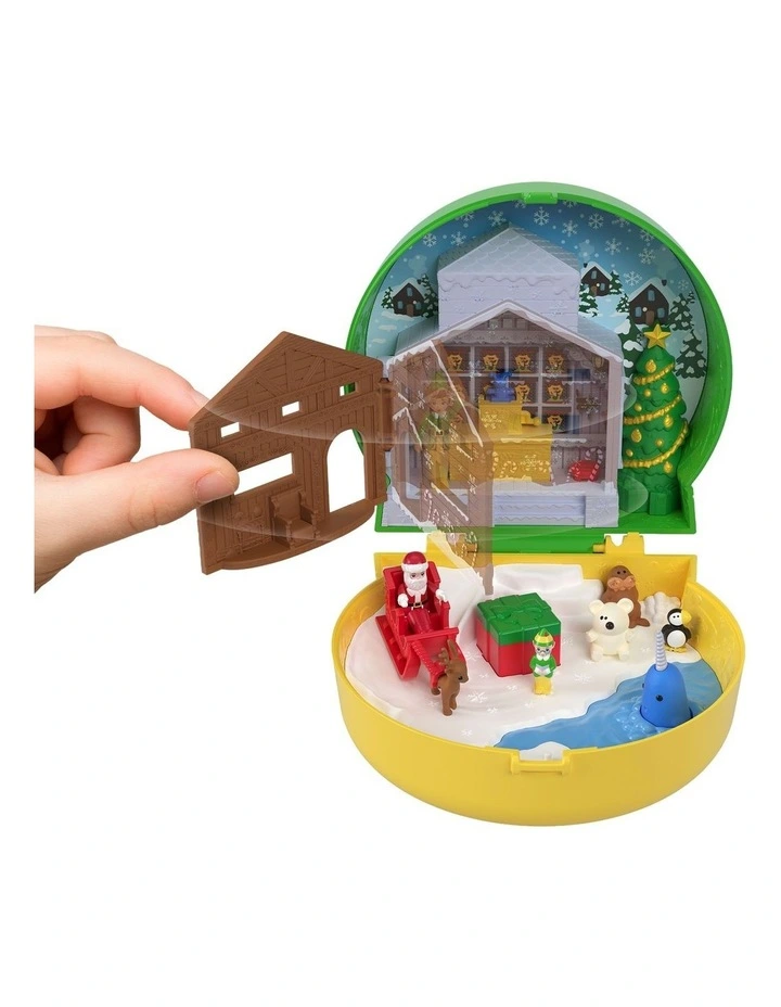 Polly Pocket Micro Buddy & Santa Dolls and Playset, Collaboration Elf Compact with 5 accessories, Holiday Theme image 4