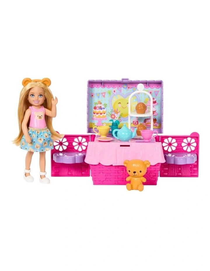 Family & Friends Club Chelsea Pop-Up Tea Party Playset image 2