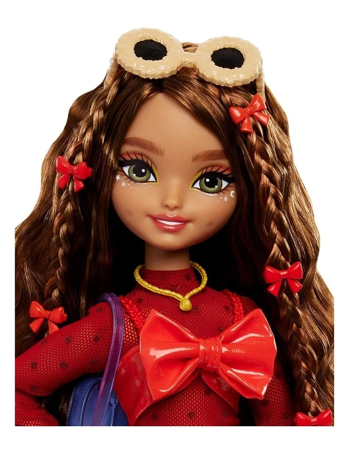 Dream Besties Teresa Fashion Doll image 4