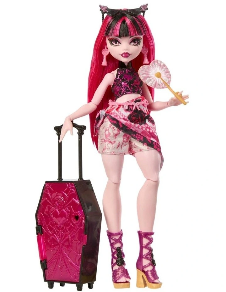 Skulltimate Secrets Gore-geous Oasis Draculaura Playset image 3