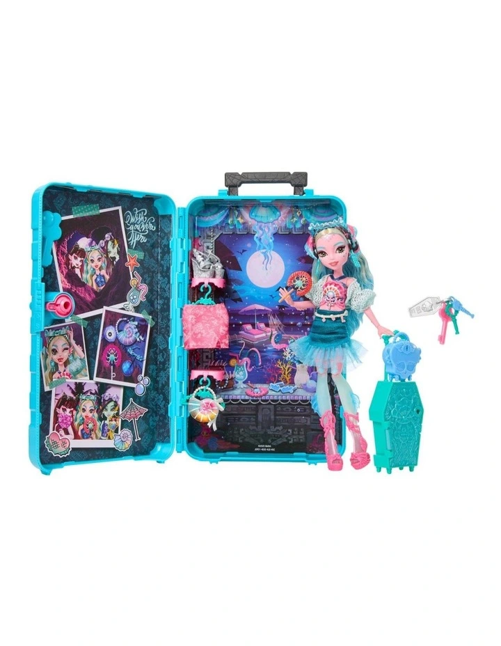 Skulltimate Secrets Gore-geous Oasis Lagoona Playset image 2