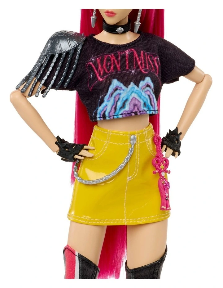HUNTR/X Mira Fashion Doll image 4
