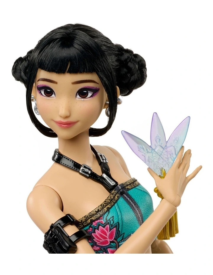 HUNTR/X Zoey Fashion Doll image 3
