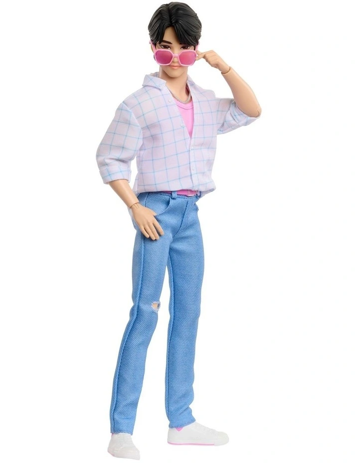 Saja Jinu Fashion Doll in Soda Pop Look with Themed Movie Accessories image 1