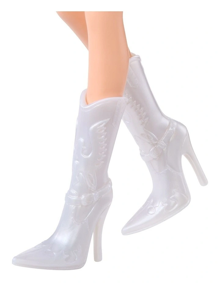 Bratz Sassy Stampede Doll - Cloe image 5