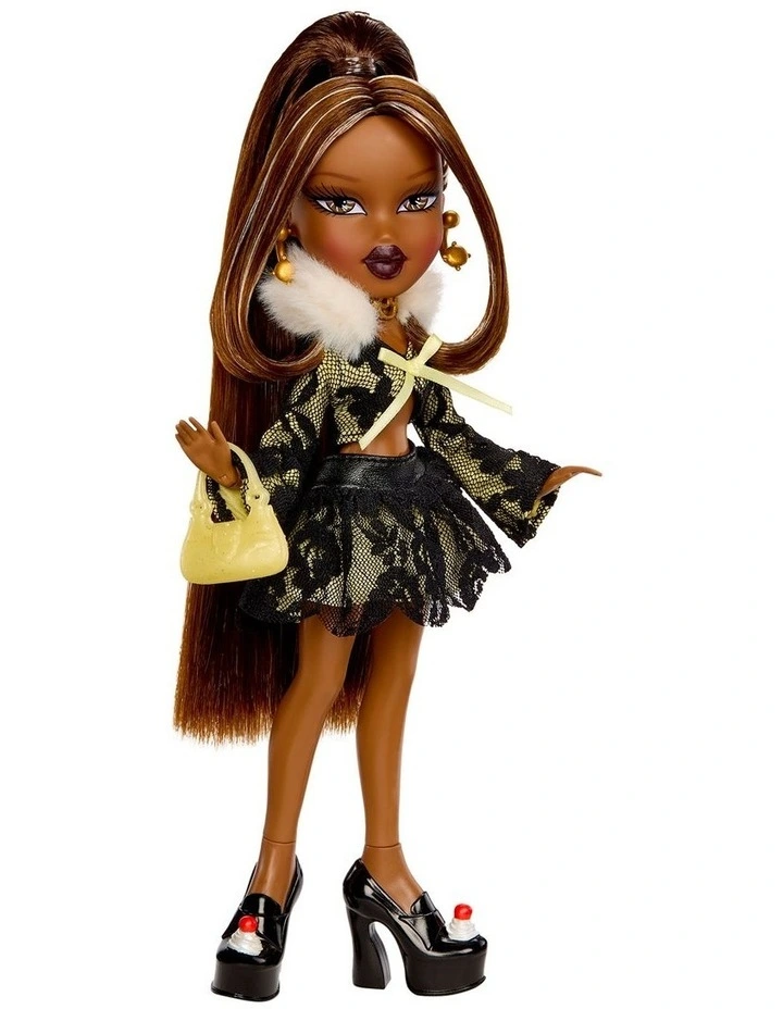 Bratz Stylin' Birthday Doll - Sasha image 3