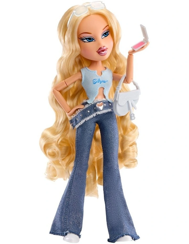 Bratz First Edition Reimagined Doll - Cloe image 3