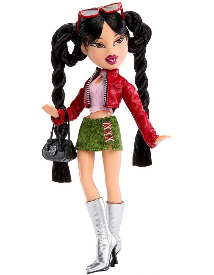 Bratz First Edition Reimagined Doll - Jade image 3