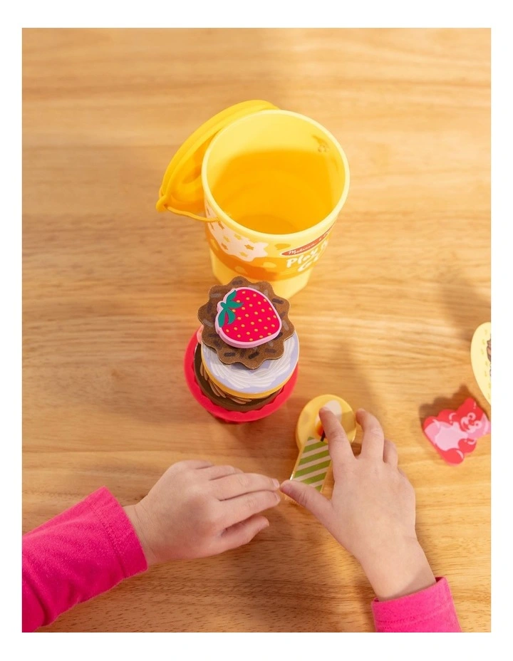Play to Go Cake & Cookies Play Set image 6