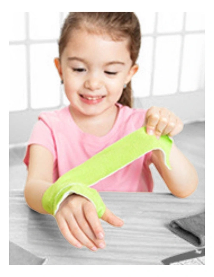 Melissa & Doug Water WOW Cast & X-Ray Play Set image 4