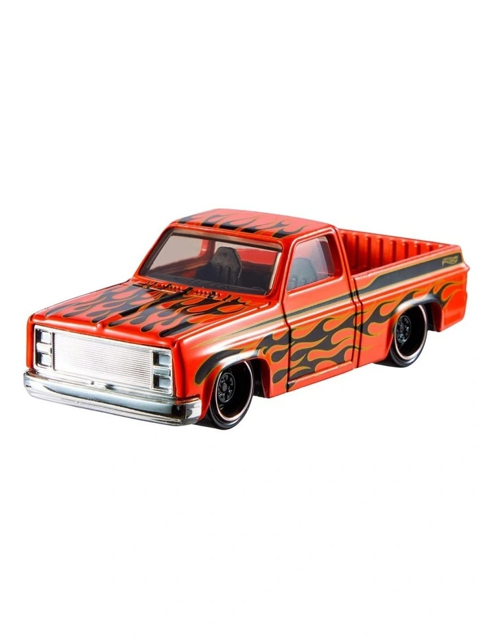XL 1:43 Scale Die-Cast Vehicle image 4