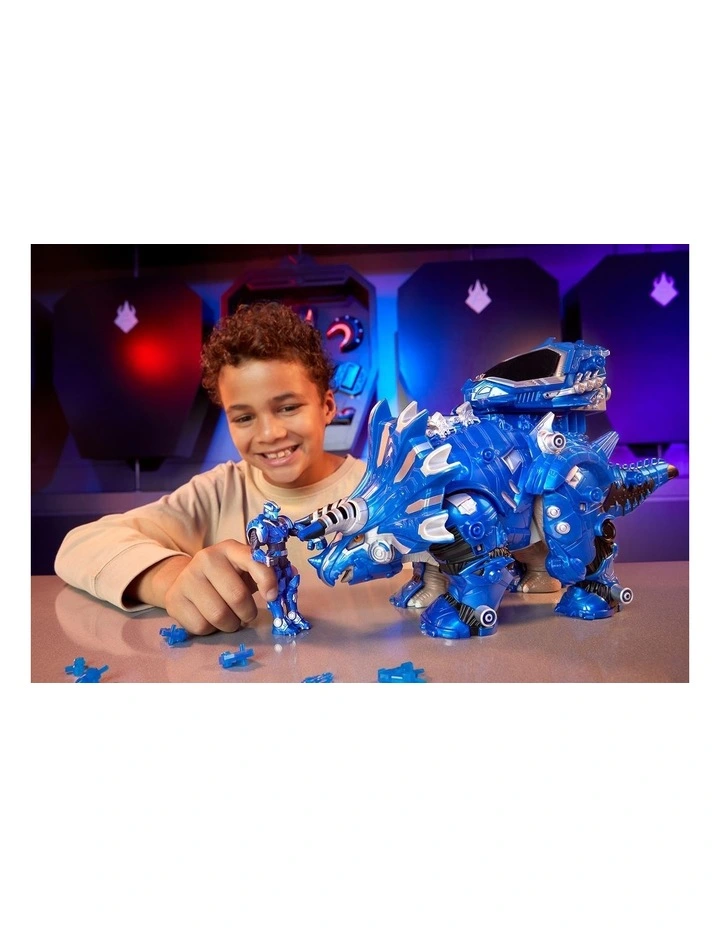 9.5cm Figure- Triceratops Pilot (TJ) image 6