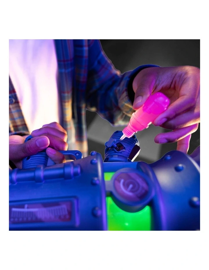Illumination's Minions & Monsters Fart Blaster Pro image 5