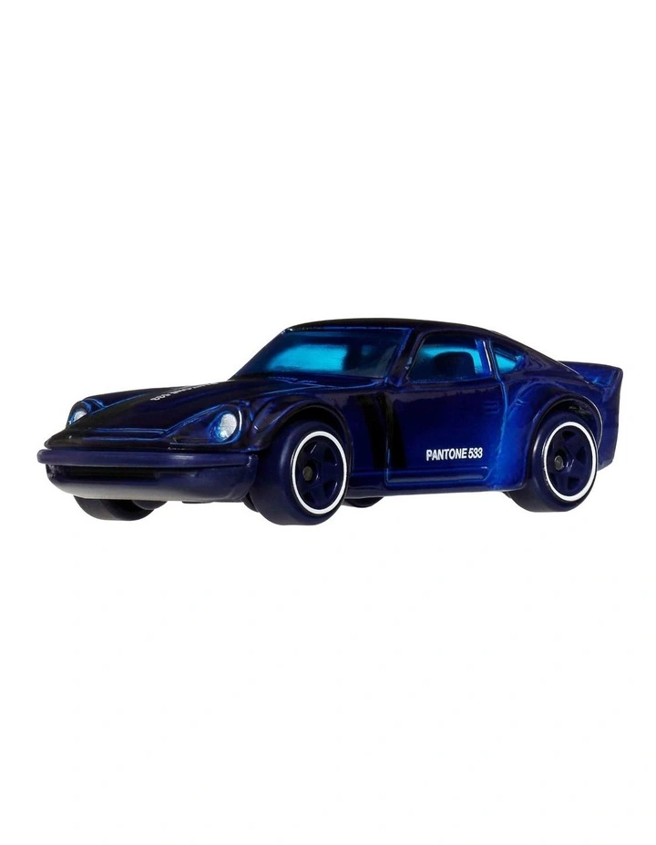 Pantone Vehicle image 6