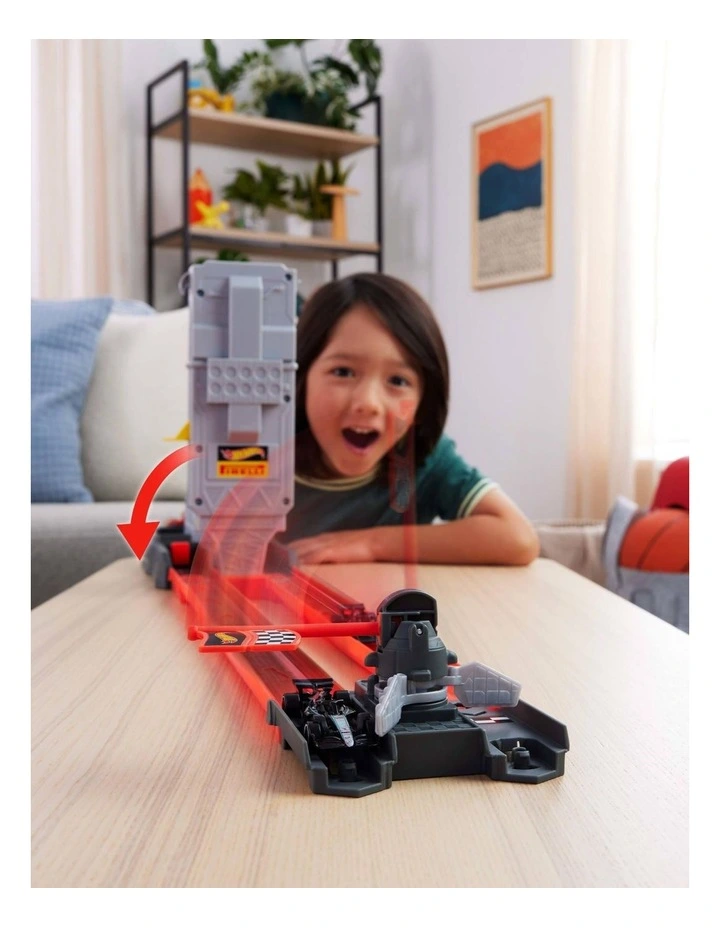 Hot Wheels Racing Formula 1 Grid Start Track Set image 6