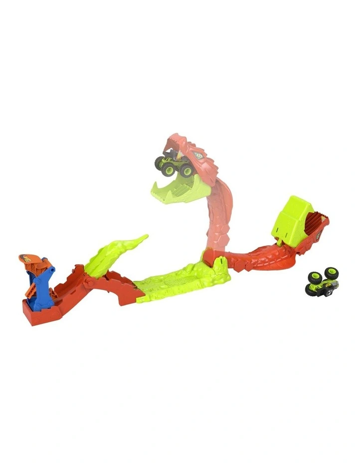 Monster Trucks Snake Slam Takedown Playset image 4