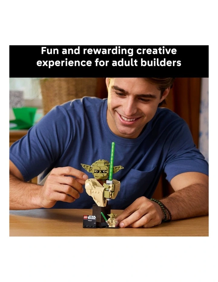 Star Wars TM Yoda Bust 75438 image 3