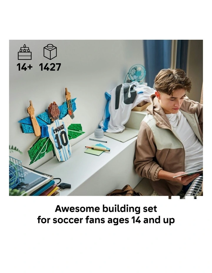 Editions Football Lionel Messi Celebration Building Toy 43018 image 2