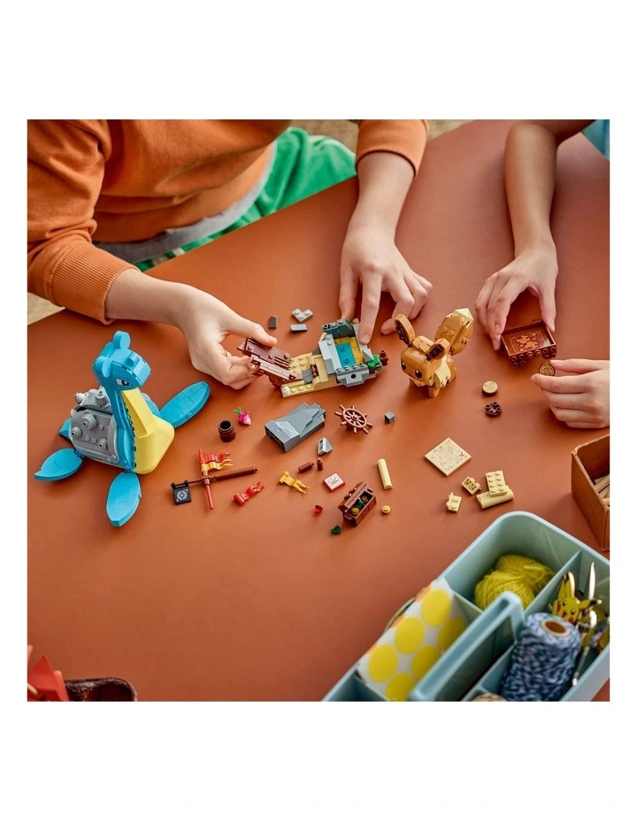 PRE-ORDER Pokémon Smart Play: Eevee and Lapras's Treasure Hunt Building Set 72162 image 3