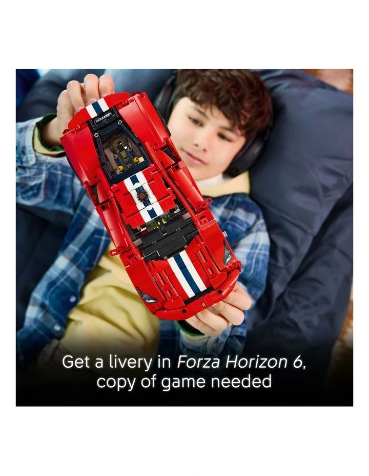 Technic Ferrari 488 PISTA Car (42235) image 5