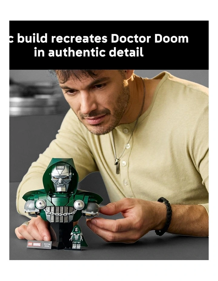 Super Heroes Marvel Doctor Doom Bust 76345 image 3