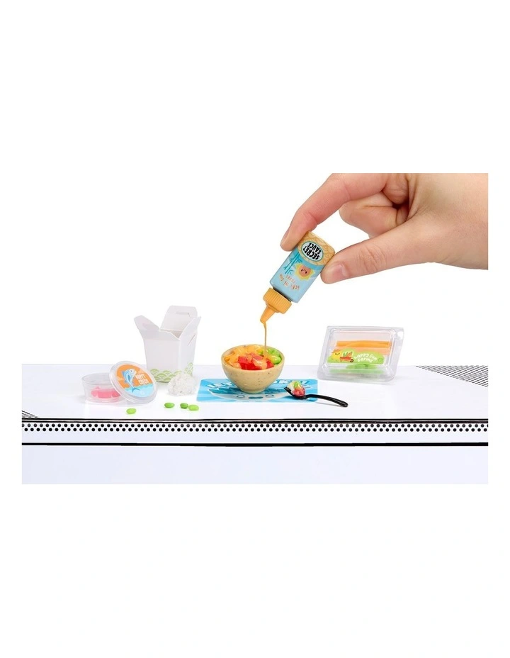 MGA's Make It Mini Foods Cafe Series 6 image 2