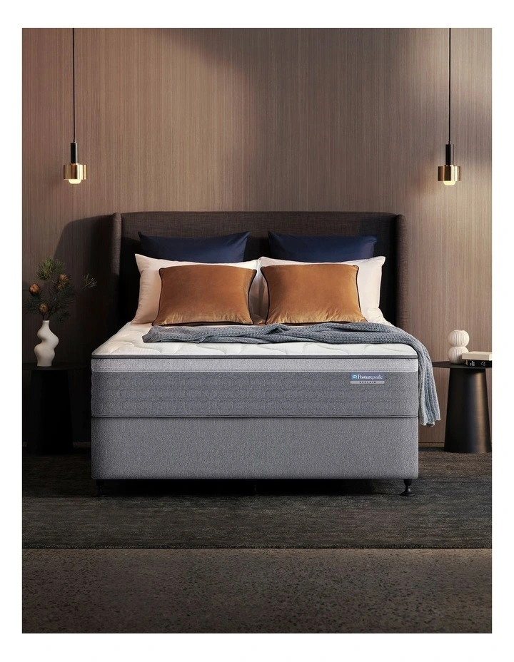 Posturepedic Private Collection Mattress Plush in White image 1