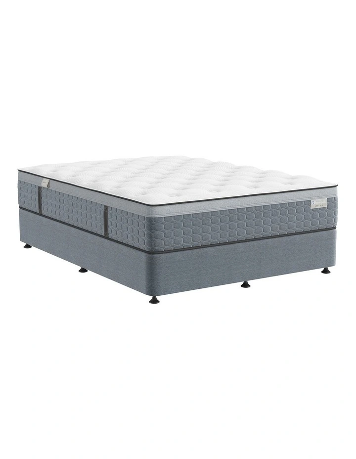 Posturepedic Private Collection Mattress Plush in White image 5