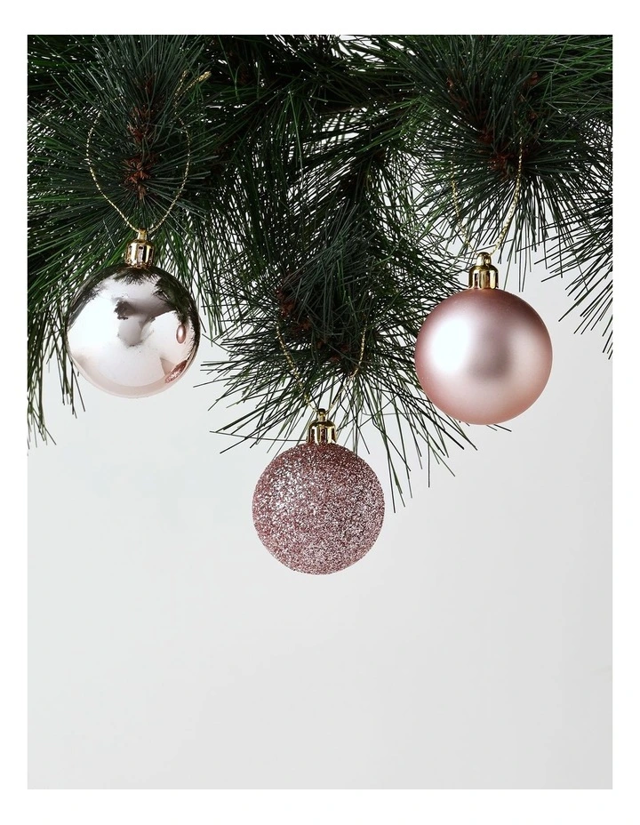 Luxe Christmas 24 Pieces image 2