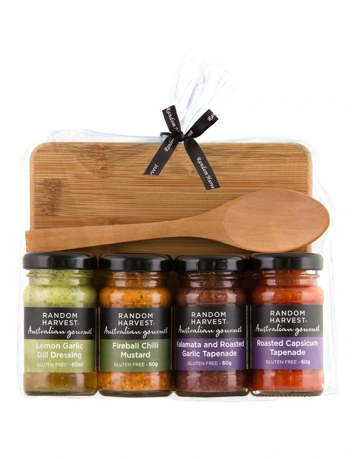 Mini Entertaining Condiments with Cheese Board Pack 240g image 2