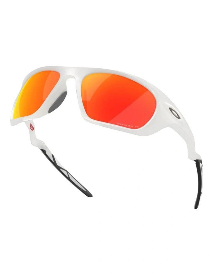 Lateralis Seek Collection O_Matter Polarised Sunglasses in White image 5