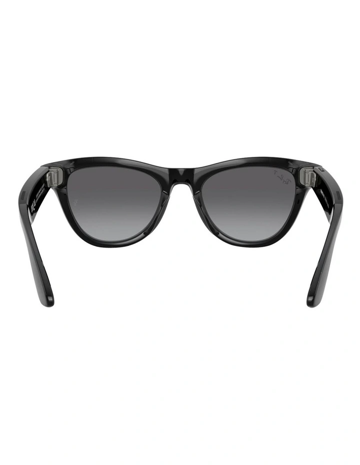 Ray-Ban Ray-Ban | Meta Skyler Injected Polarised Sunglasses in Black image 4