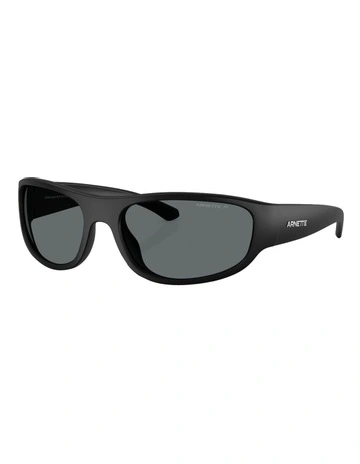 Gondo Injected Polarised Sunglasses in Black