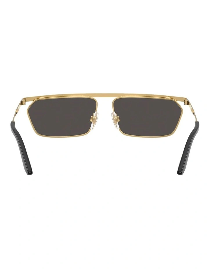 Metal Sunglasses in Gold image 4