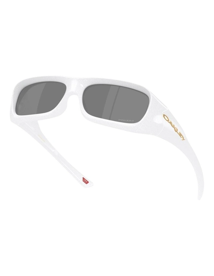 Permian O_Matter Sunglasses in White image 4