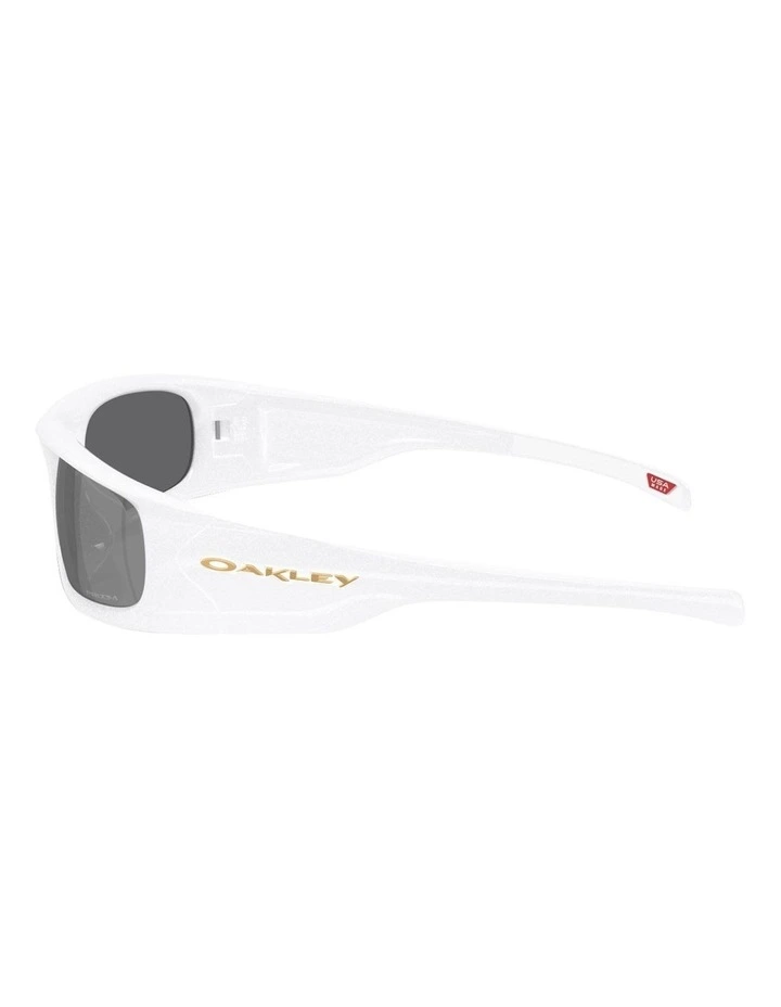 Highland O_Matter Sunglasses in White image 2