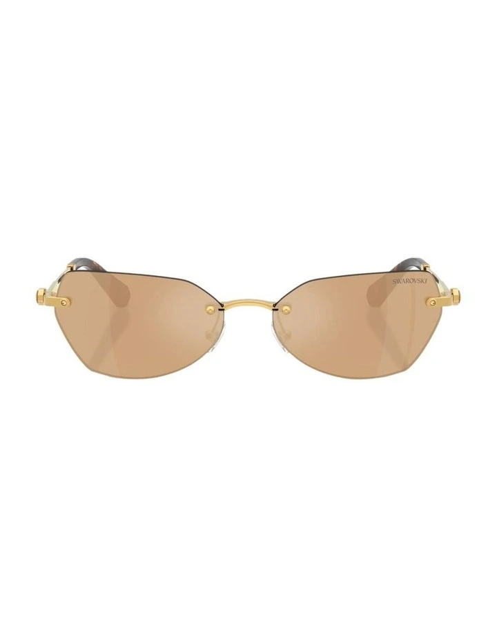 Metal Sunglasses in Gold image 2