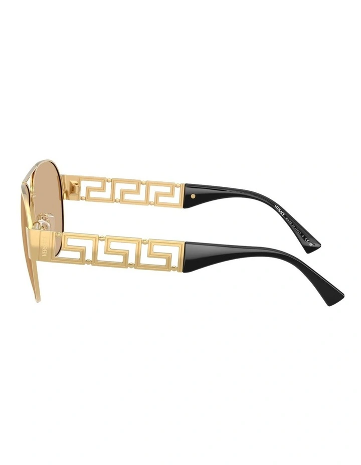 Metal Sunglasses in Gold image 3