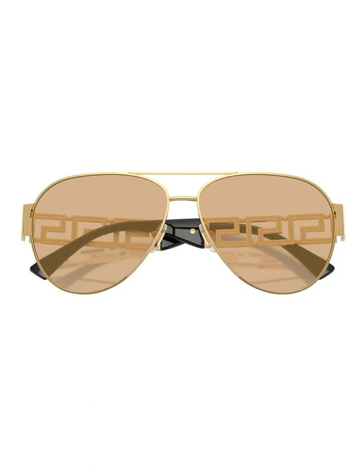 Metal Sunglasses in Gold image 5