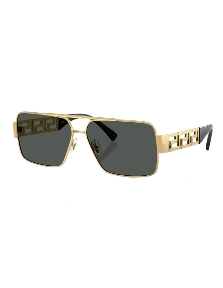 Metal Sunglasses in Gold image 1