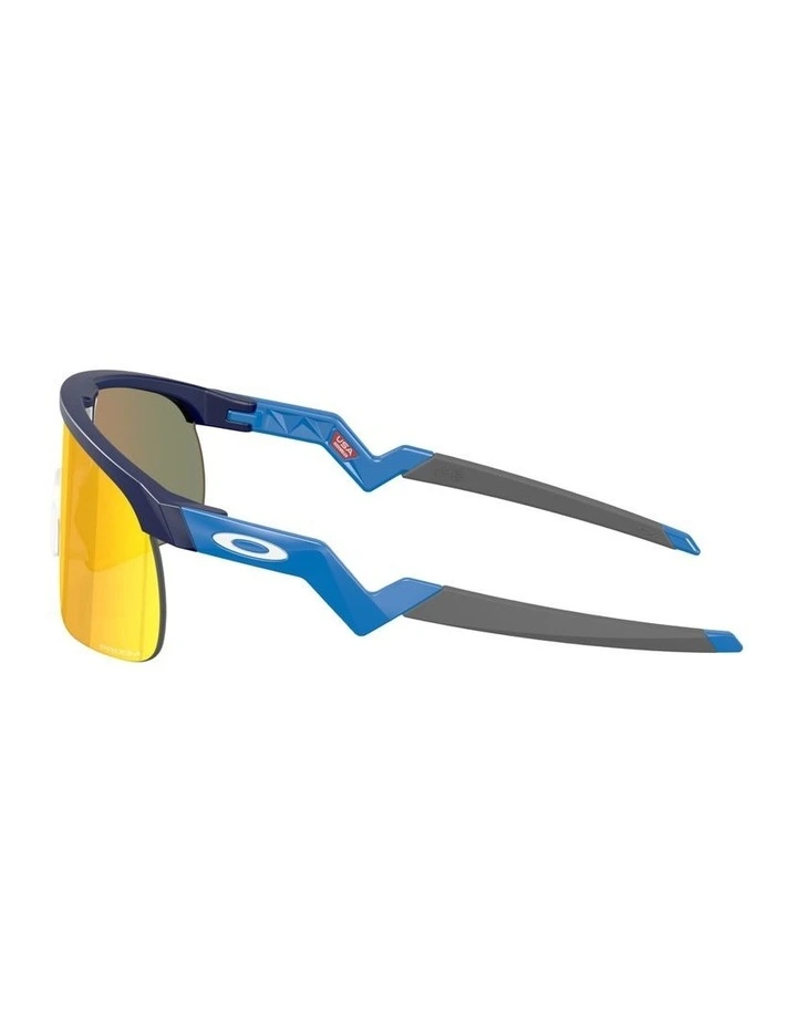 Resistor (Youth Fit) O Matter Sunglasses in Blue image 2